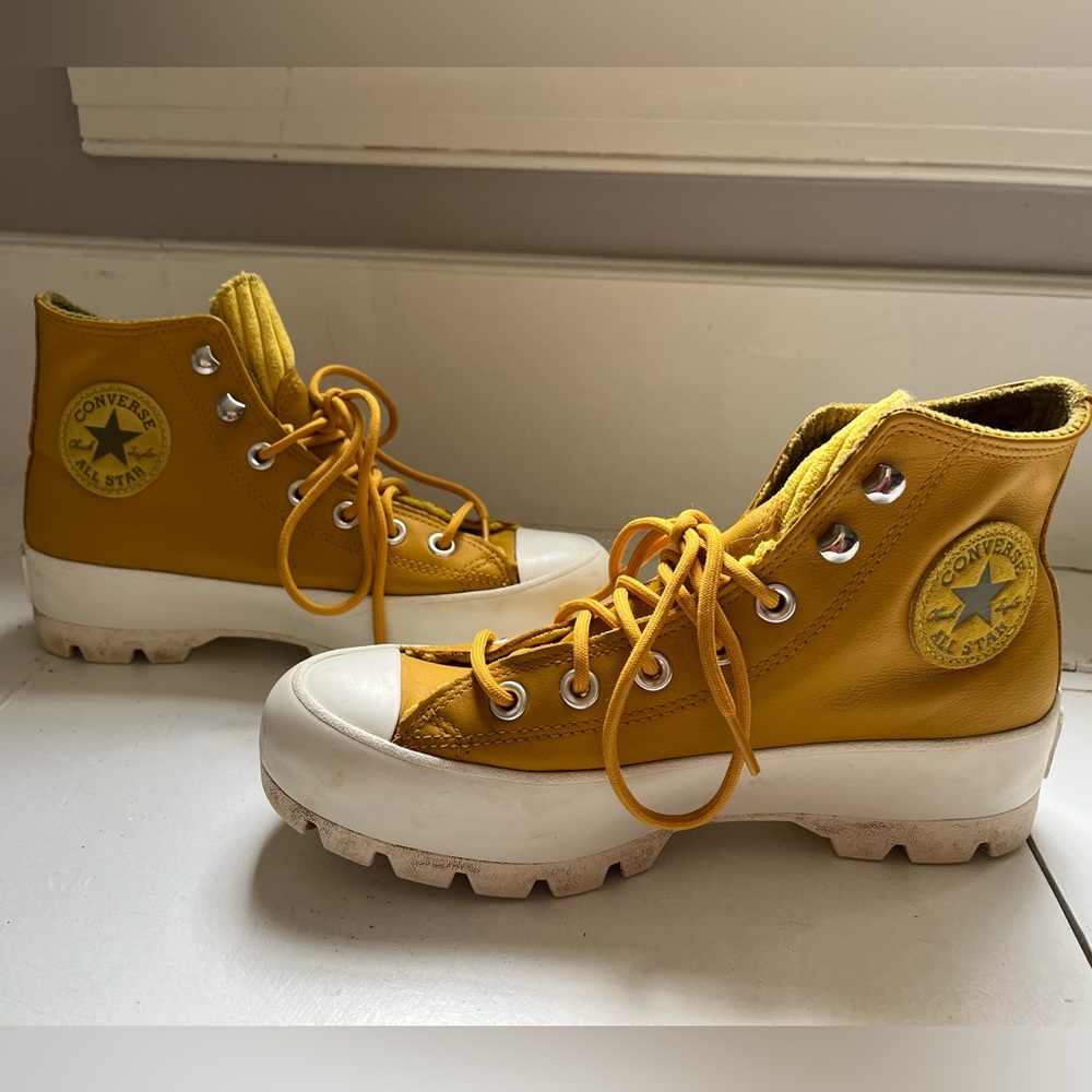 Converse Chuck Taylor Yellow CTAS Lugged Waterpoof Gore-Tex Leather Boots 6.5